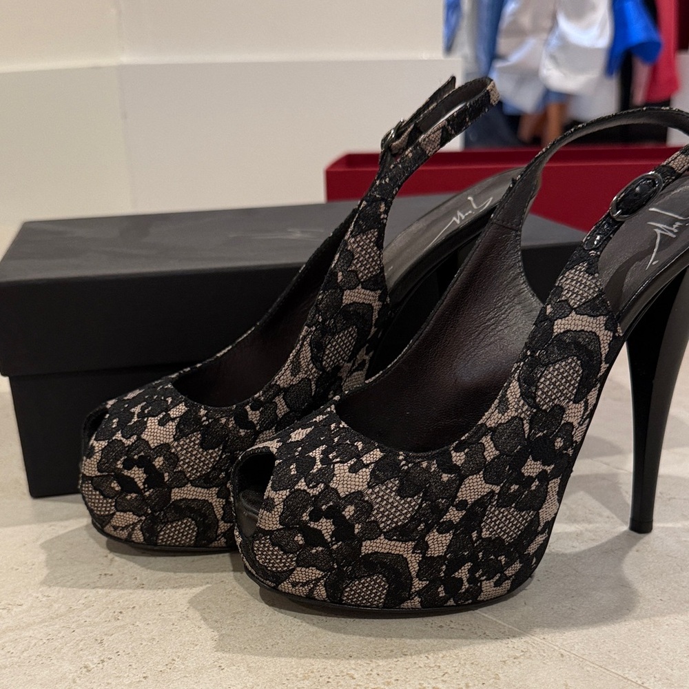 Giuseppe Zanotti Black Lace Peep-Toe Heels